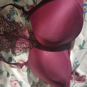 Victoria's secret push up maroon 32DD